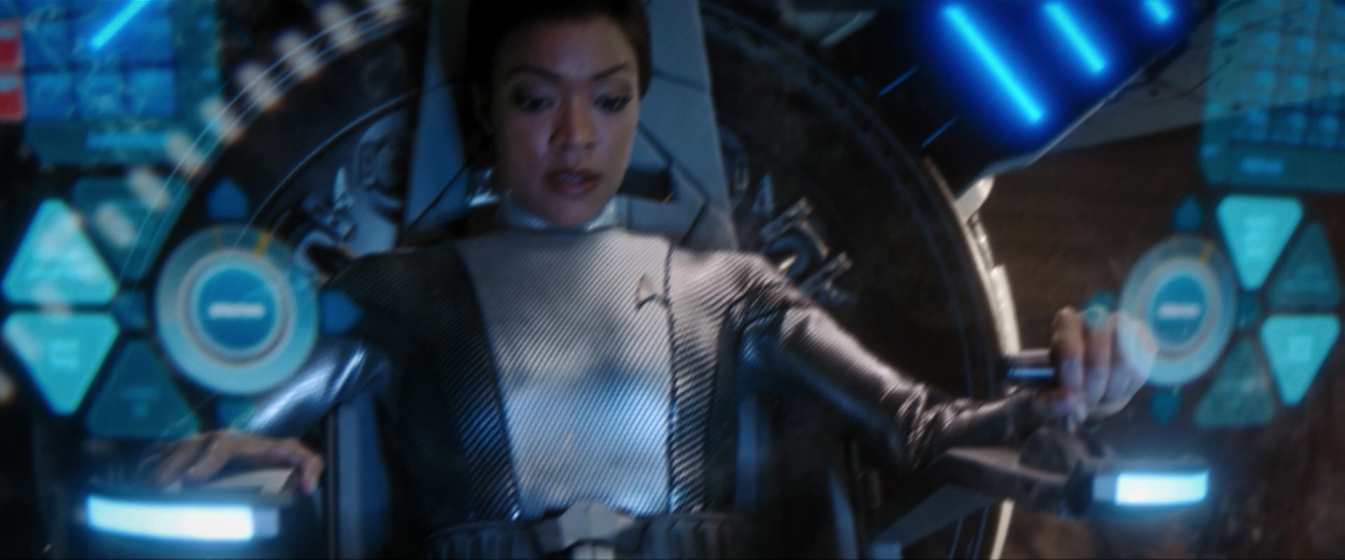 extant_StarTrekDiscovery_2x01-Brother_04371.jpg