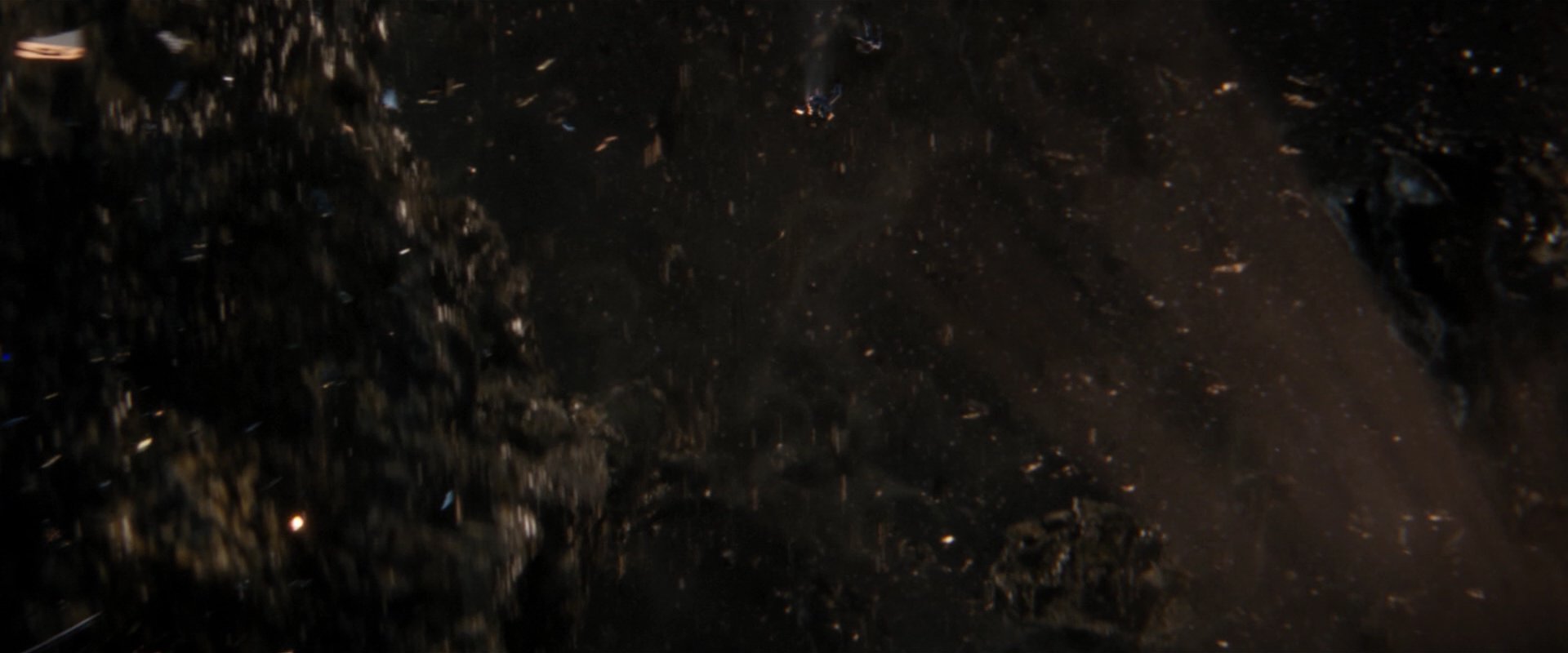extant_StarTrekDiscovery_2x01-Brother_04401.jpg