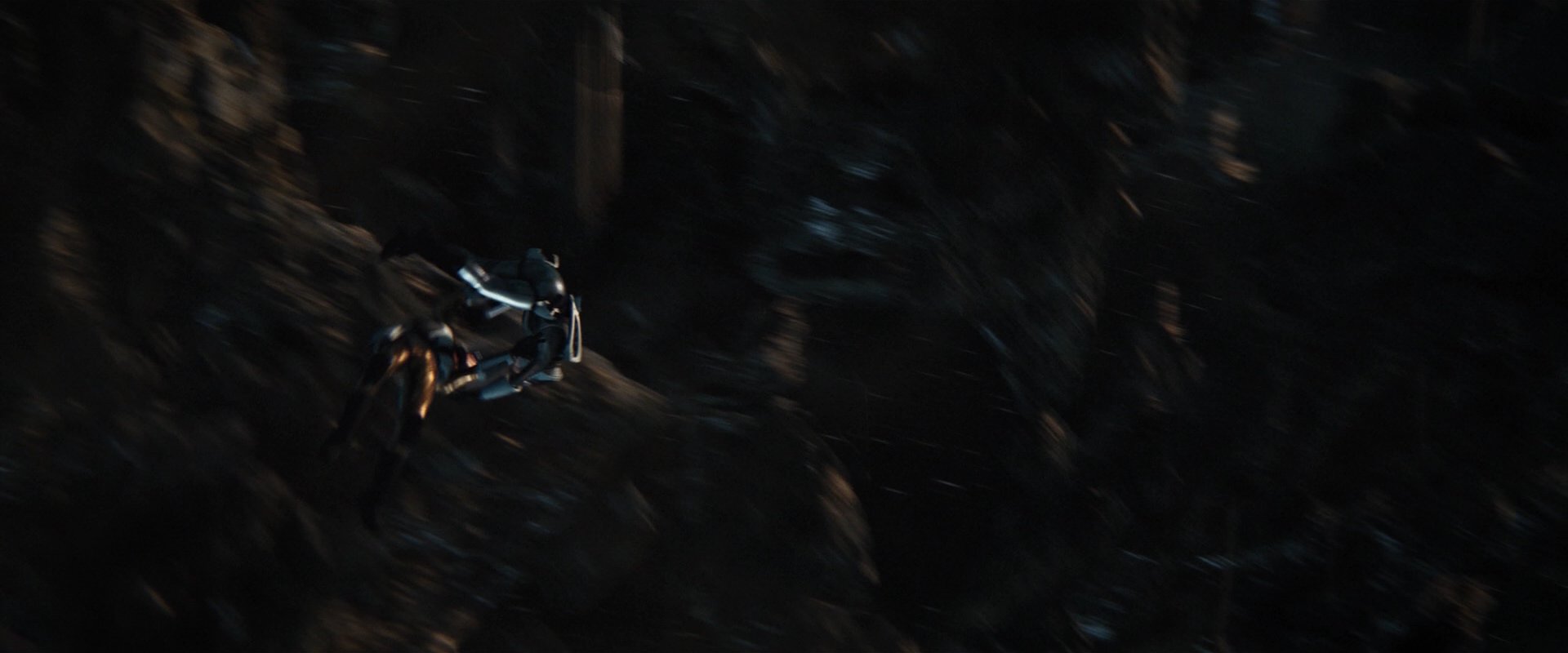 extant_StarTrekDiscovery_2x01-Brother_04415.jpg