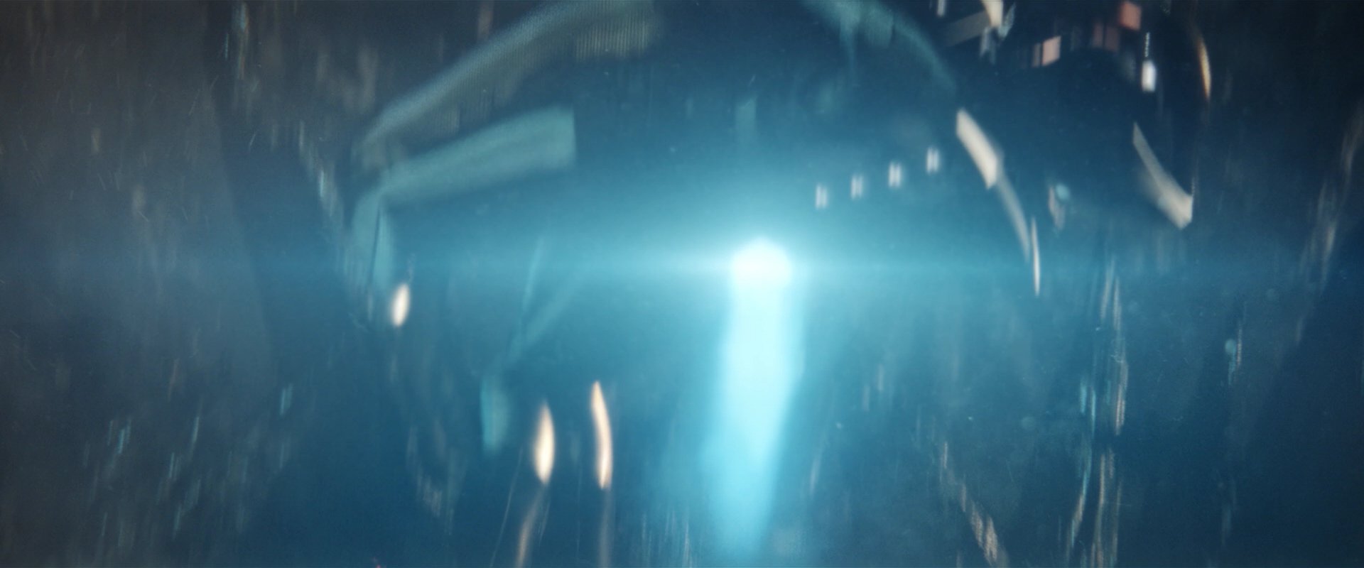 extant_StarTrekDiscovery_2x01-Brother_04452.jpg