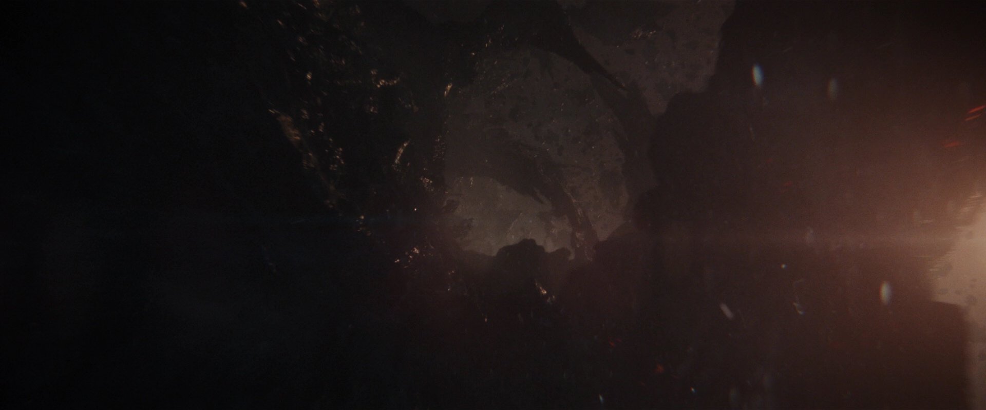 extant_StarTrekDiscovery_2x01-Brother_04530.jpg