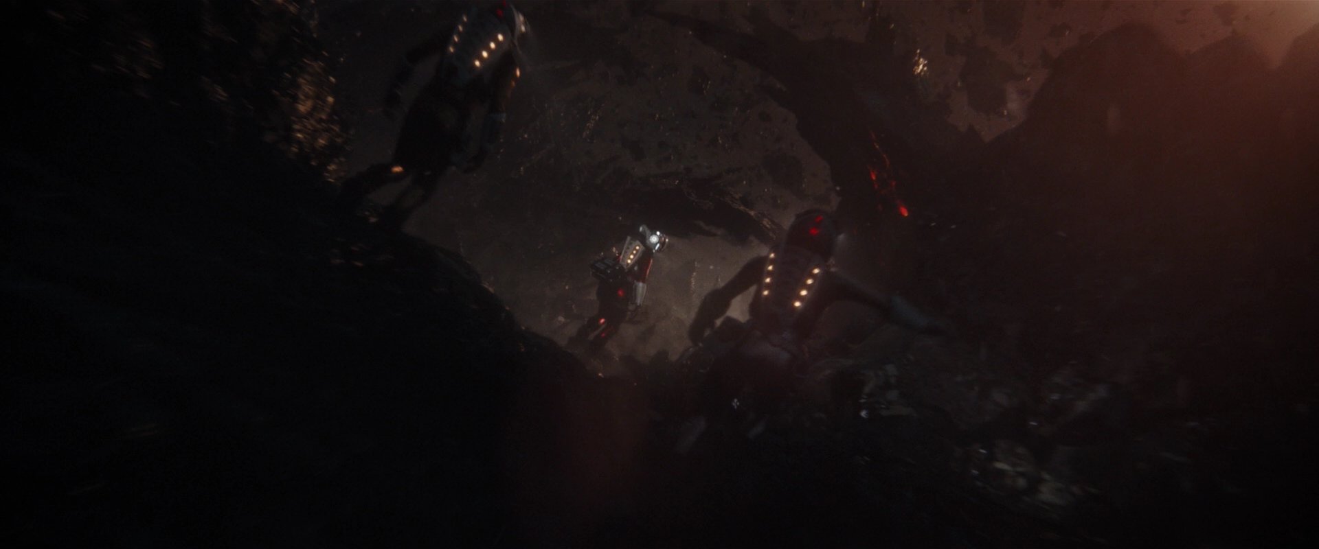 extant_StarTrekDiscovery_2x01-Brother_04540.jpg