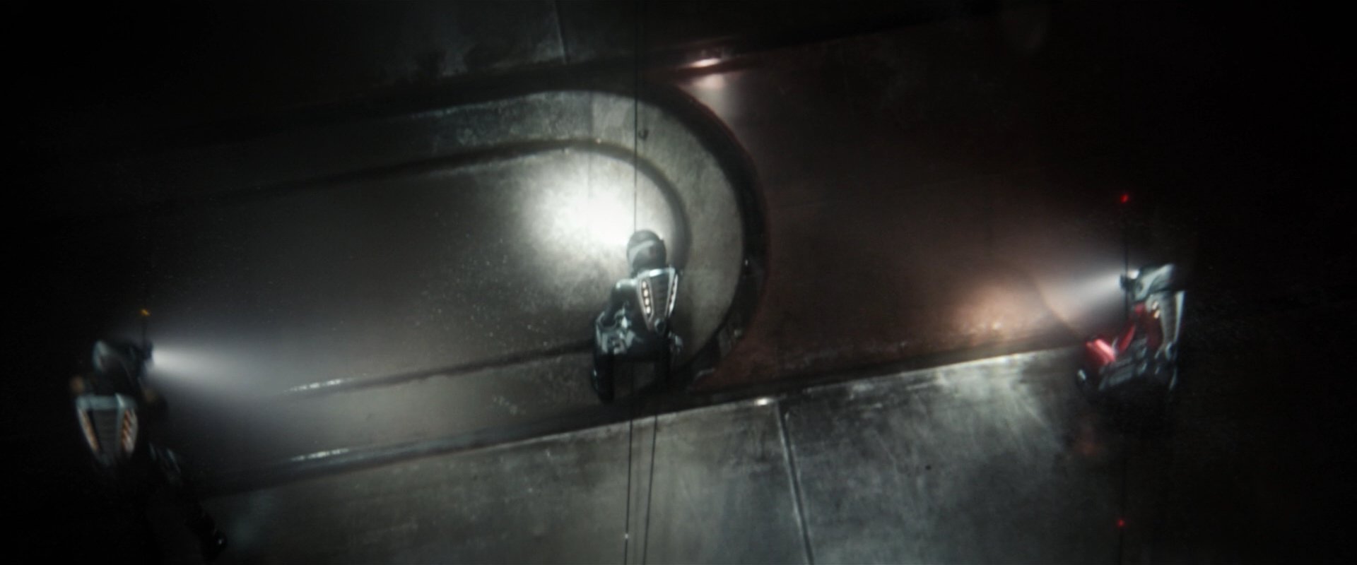 extant_StarTrekDiscovery_2x01-Brother_04585.jpg