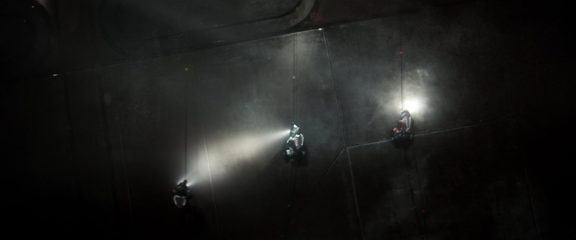 extant_StarTrekDiscovery_2x01-Brother_04591.jpg