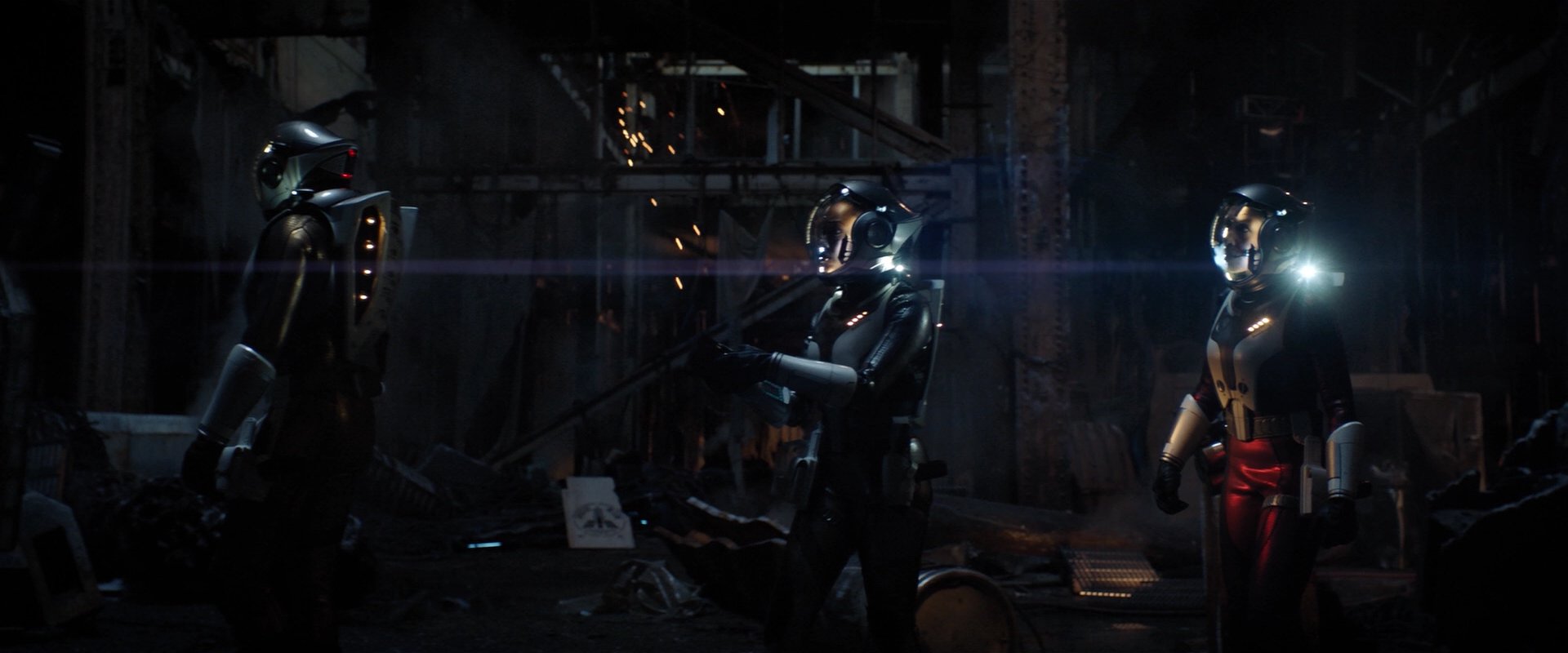 extant_StarTrekDiscovery_2x01-Brother_04612.jpg