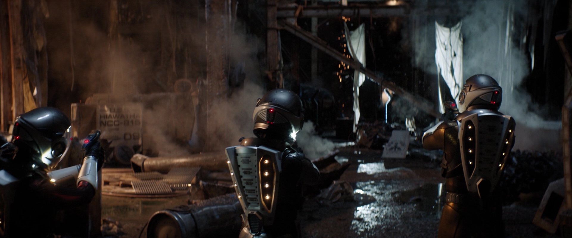 extant_StarTrekDiscovery_2x01-Brother_04663.jpg