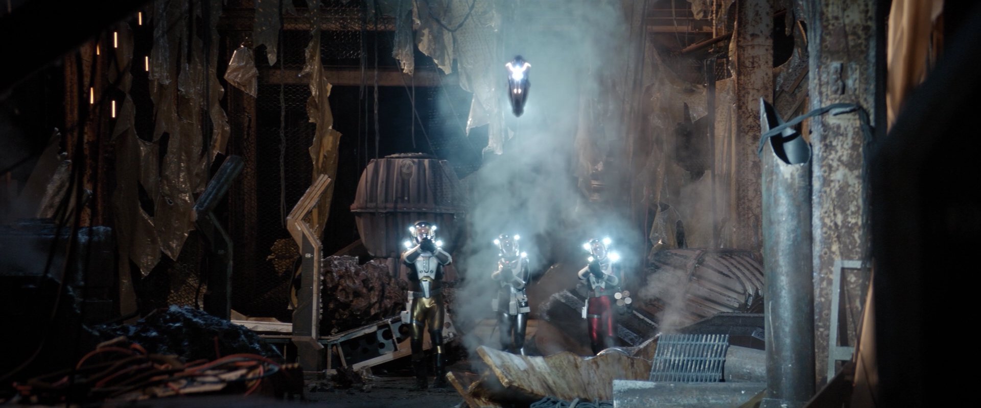 extant_StarTrekDiscovery_2x01-Brother_04690.jpg