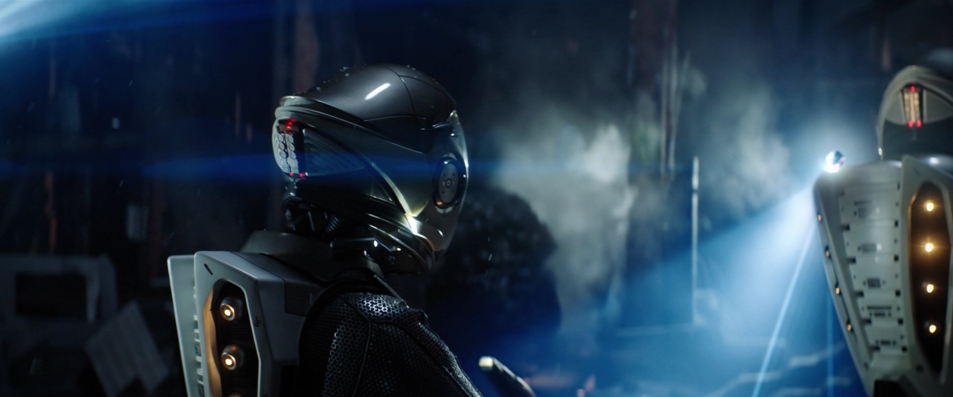 extant_StarTrekDiscovery_2x01-Brother_04734.jpg