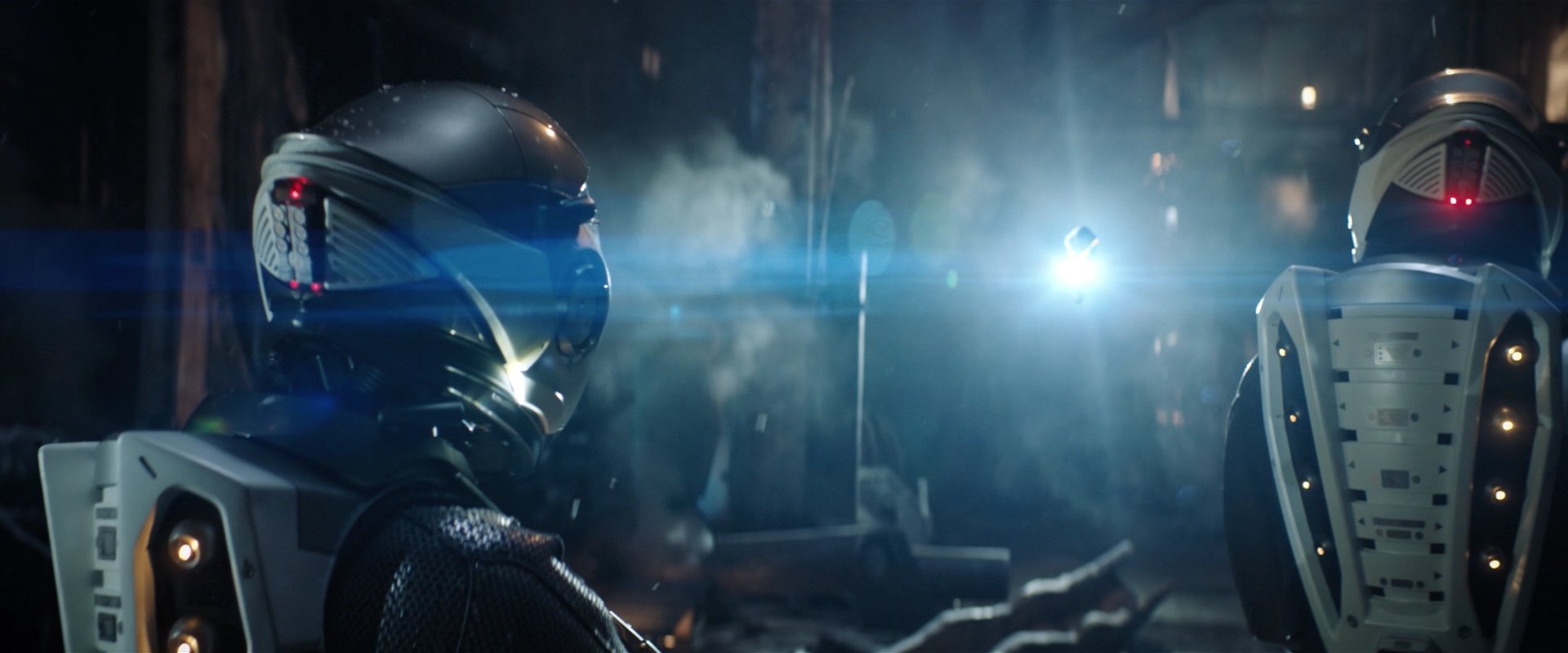 extant_StarTrekDiscovery_2x01-Brother_04736.jpg