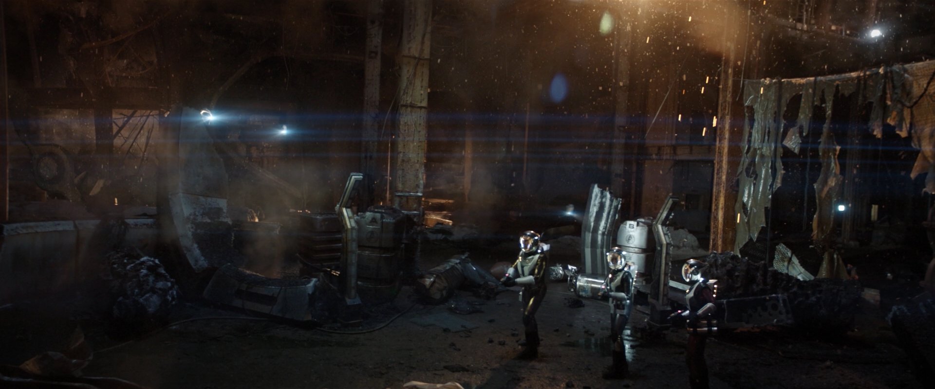 extant_StarTrekDiscovery_2x01-Brother_04759.jpg