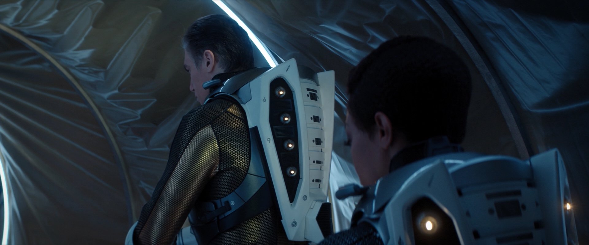 extant_StarTrekDiscovery_2x01-Brother_04834.jpg