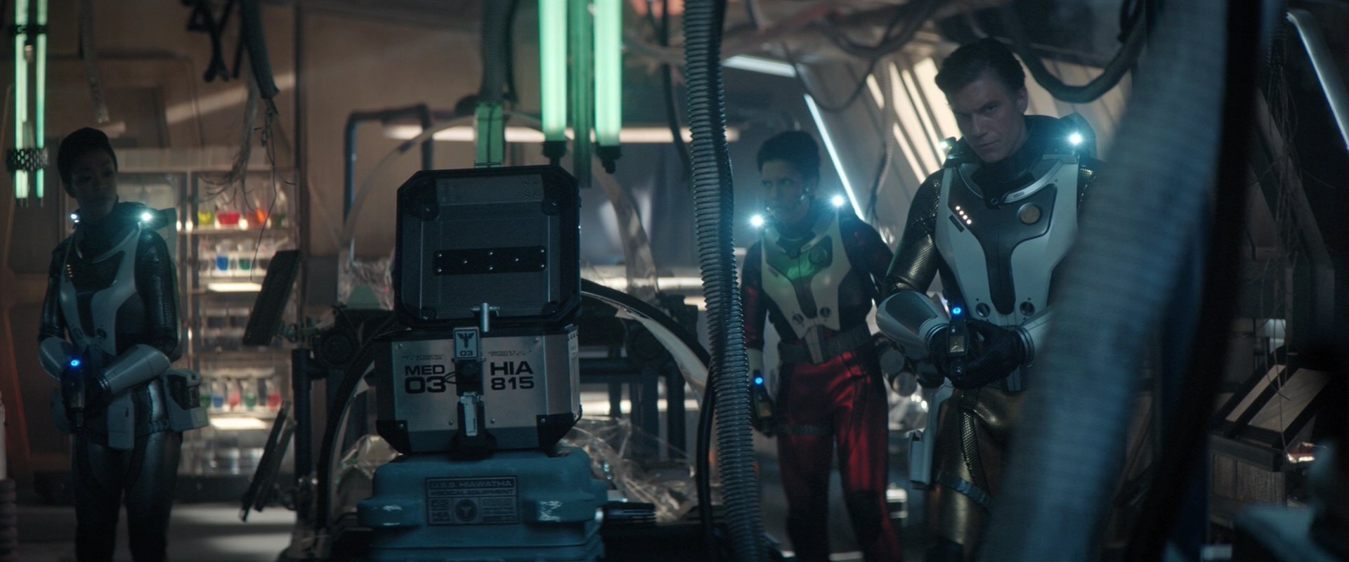 extant_StarTrekDiscovery_2x01-Brother_04951.jpg
