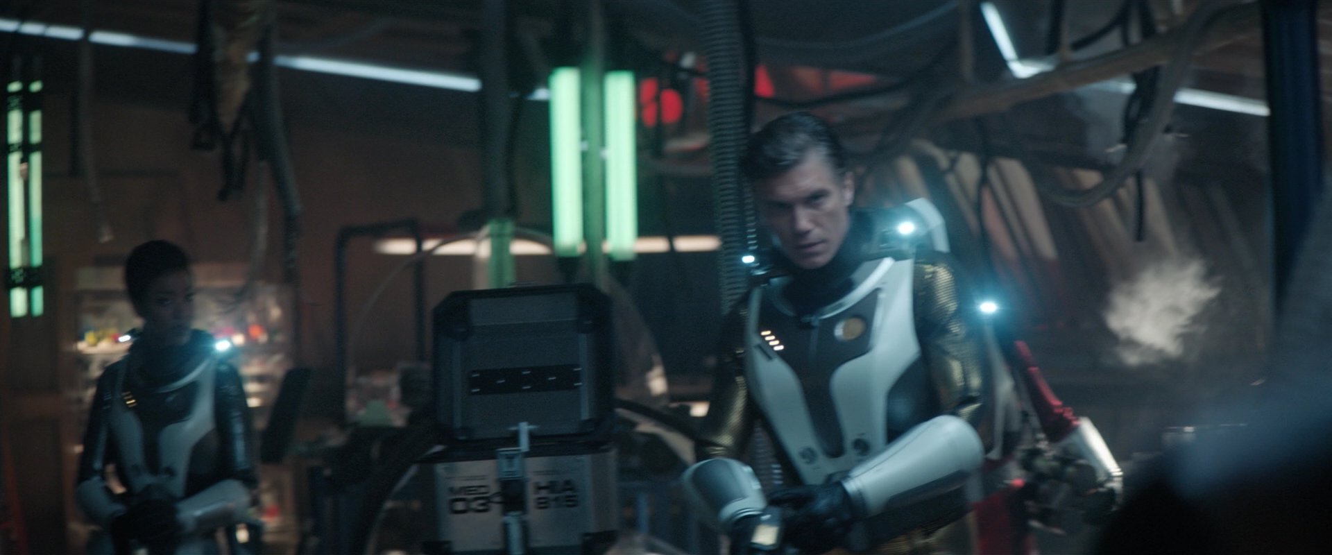 extant_StarTrekDiscovery_2x01-Brother_04959.jpg