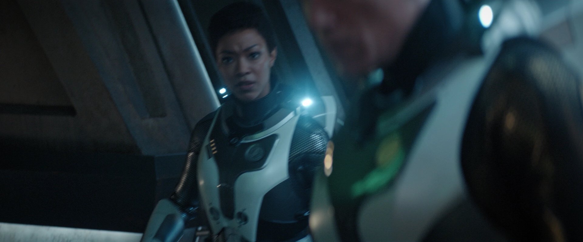 extant_StarTrekDiscovery_2x01-Brother_04966.jpg