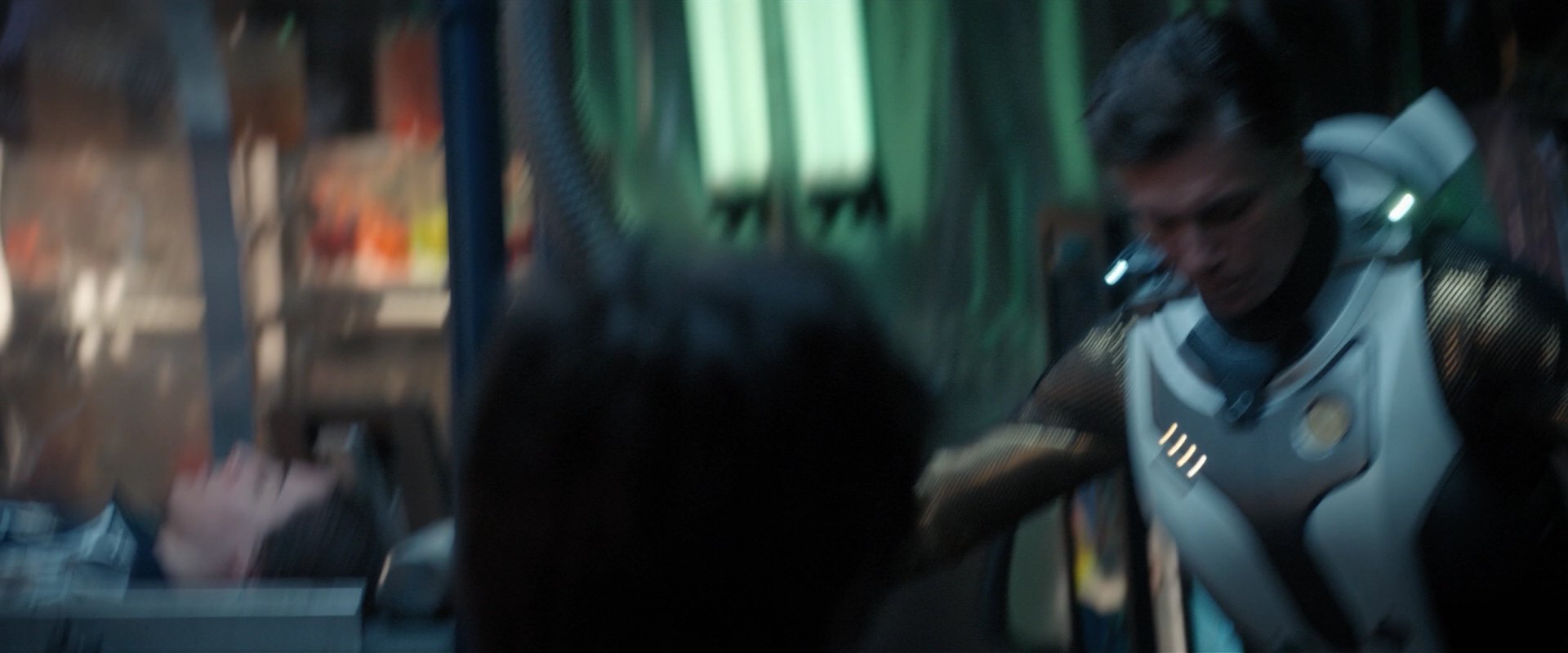 extant_StarTrekDiscovery_2x01-Brother_05166.jpg
