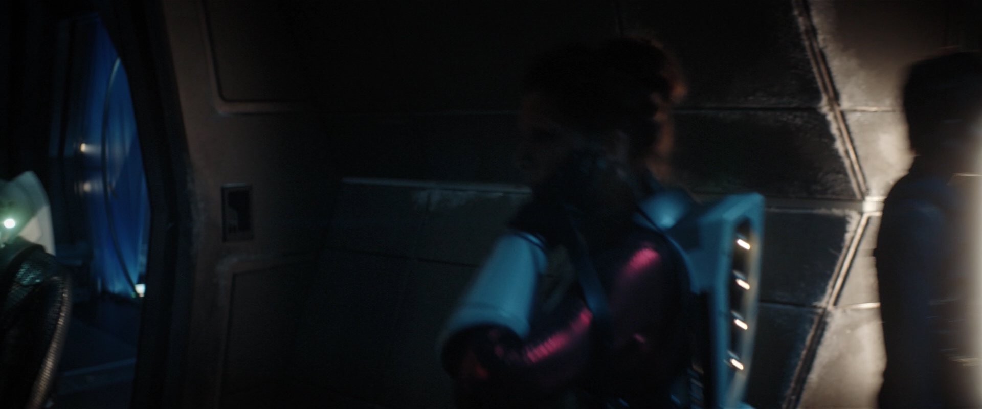 extant_StarTrekDiscovery_2x01-Brother_05215.jpg