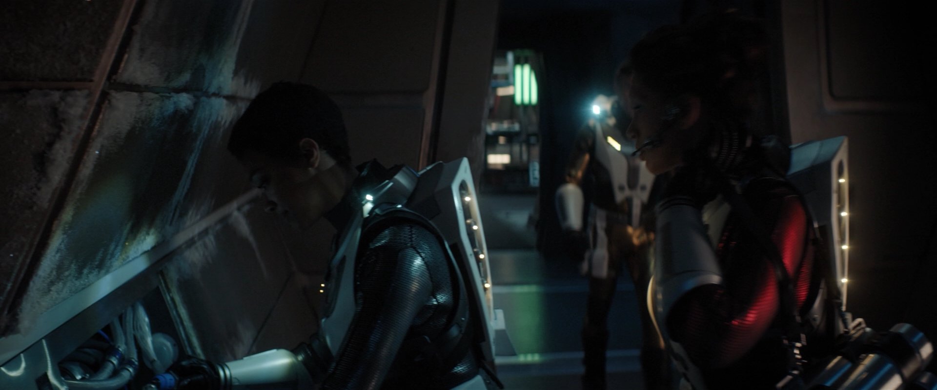 extant_StarTrekDiscovery_2x01-Brother_05223.jpg