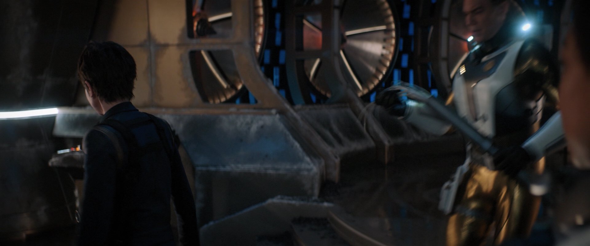 extant_StarTrekDiscovery_2x01-Brother_05271.jpg