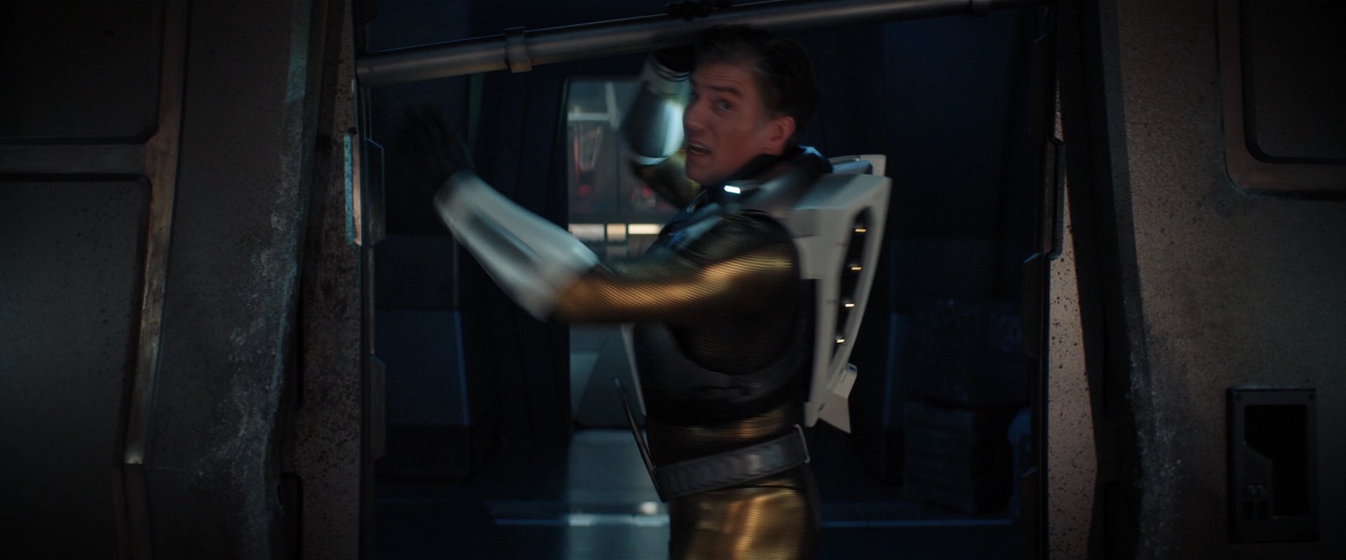 extant_StarTrekDiscovery_2x01-Brother_05295.jpg