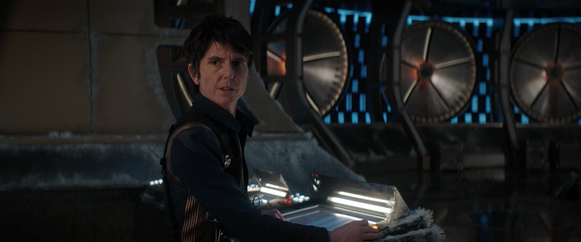 extant_StarTrekDiscovery_2x01-Brother_05300.jpg