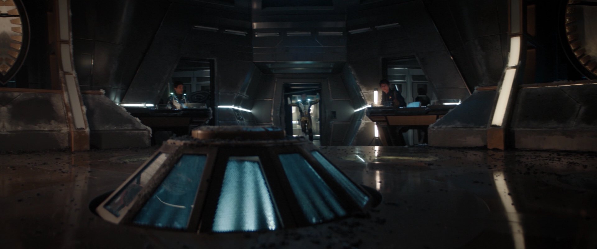 extant_StarTrekDiscovery_2x01-Brother_05305.jpg
