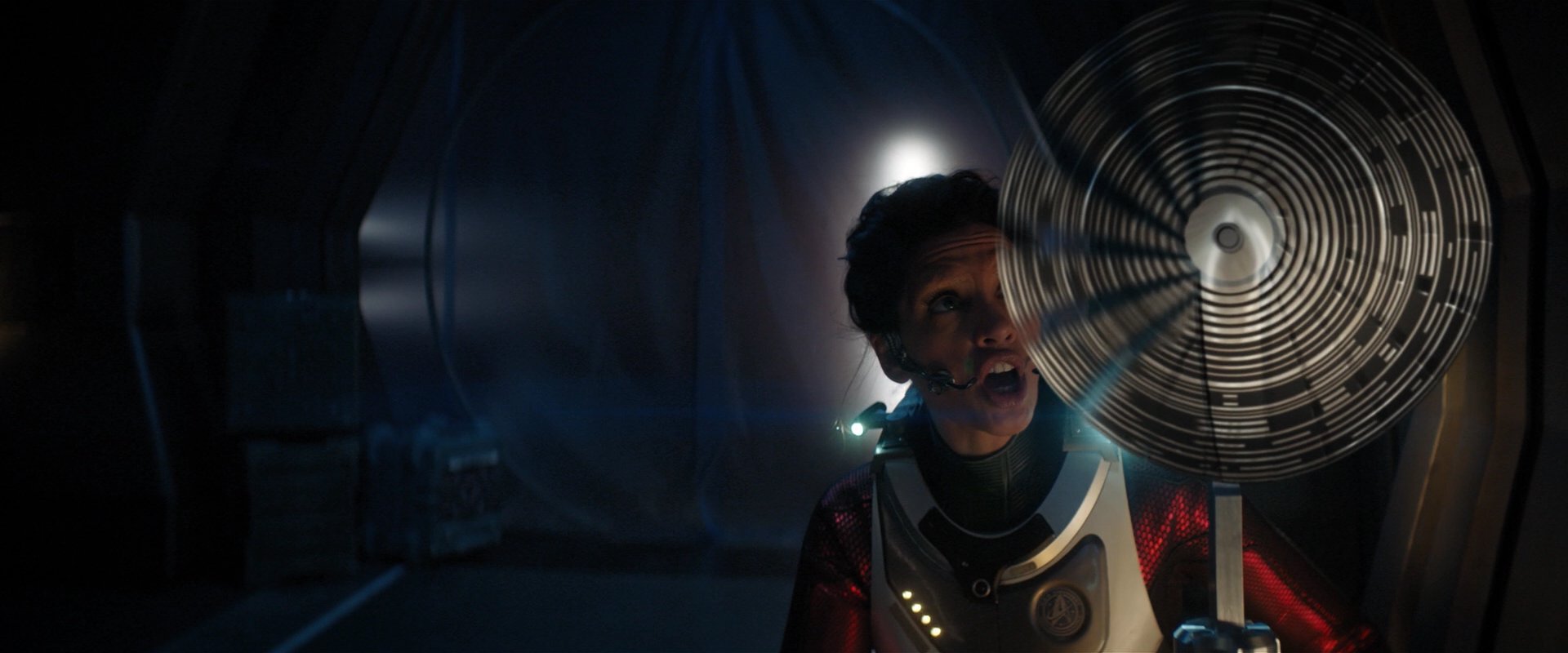 extant_StarTrekDiscovery_2x01-Brother_05319.jpg
