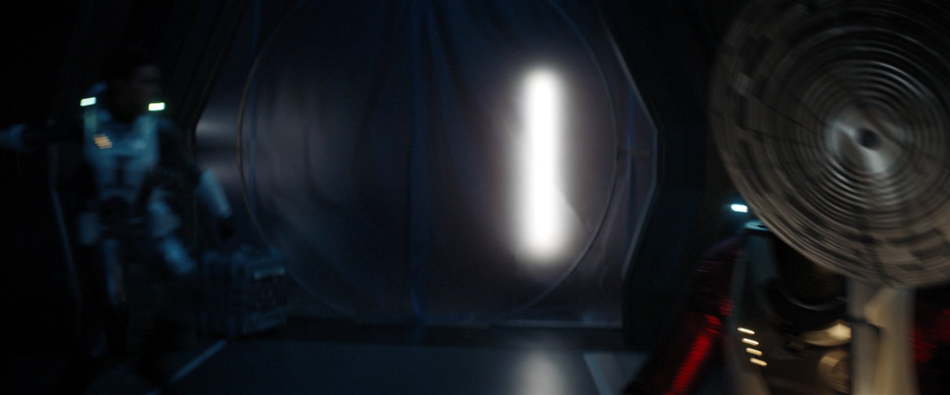 extant_StarTrekDiscovery_2x01-Brother_05321.jpg