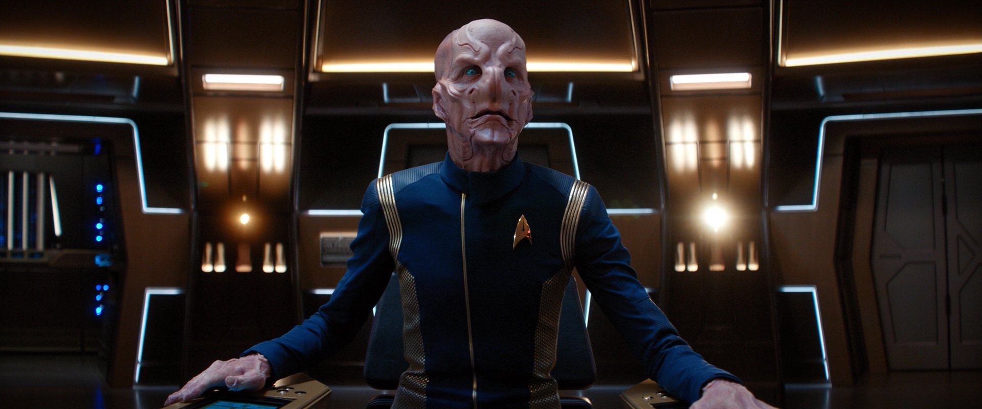 extant_StarTrekDiscovery_2x01-Brother_05352.jpg