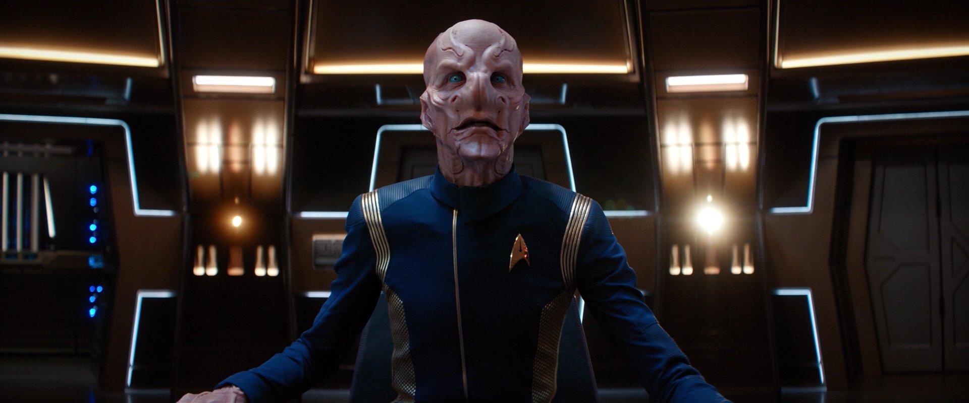 extant_StarTrekDiscovery_2x01-Brother_05354.jpg