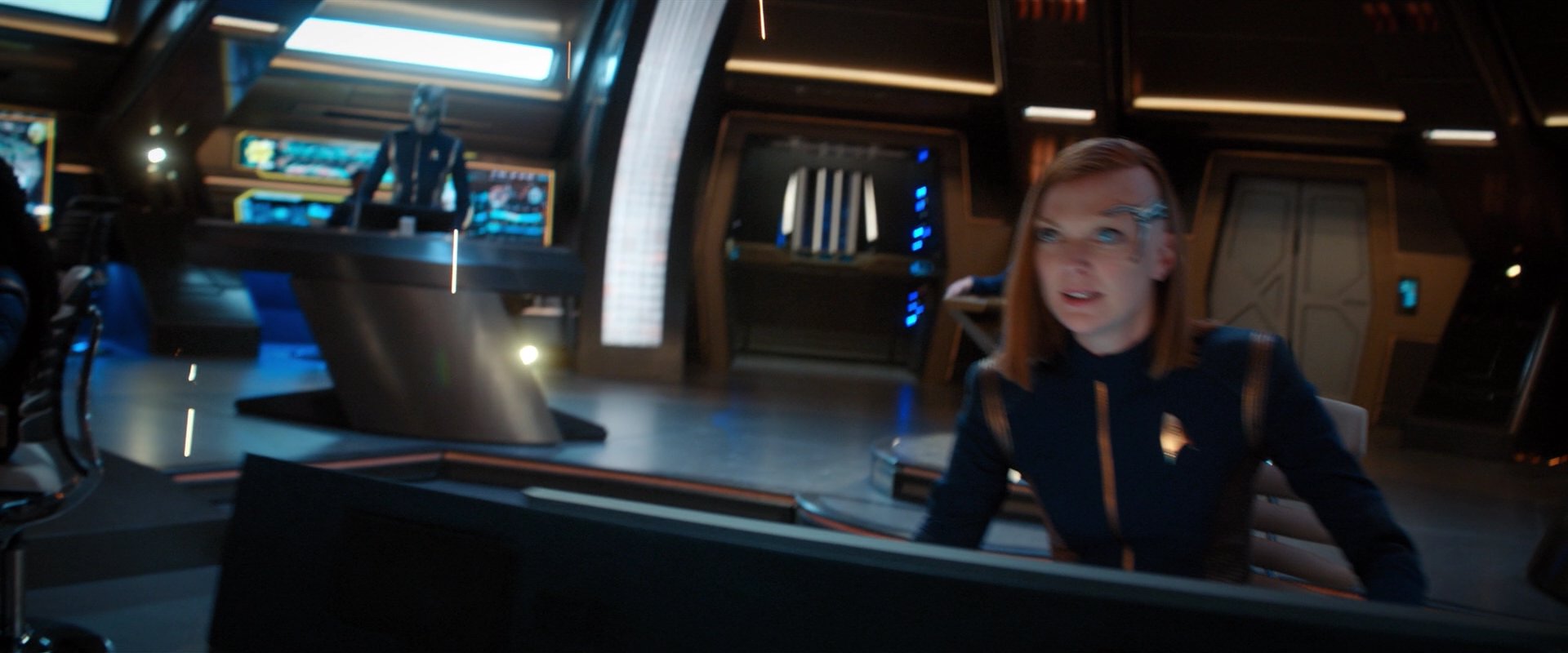 extant_StarTrekDiscovery_2x01-Brother_05380.jpg