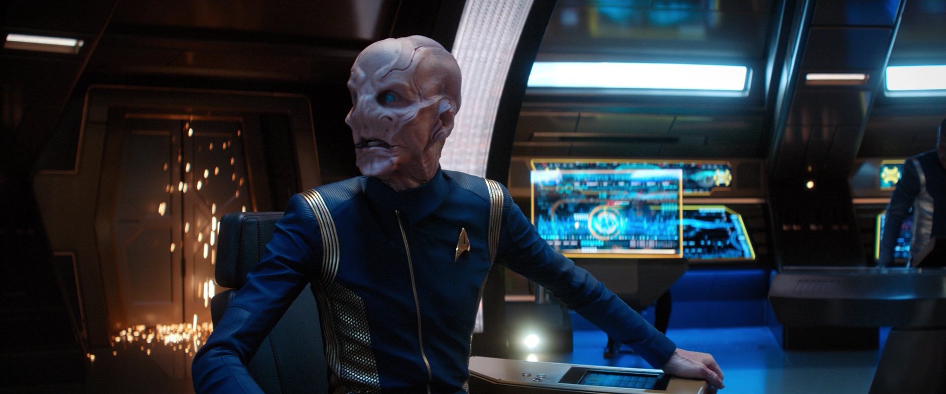 extant_StarTrekDiscovery_2x01-Brother_05391.jpg