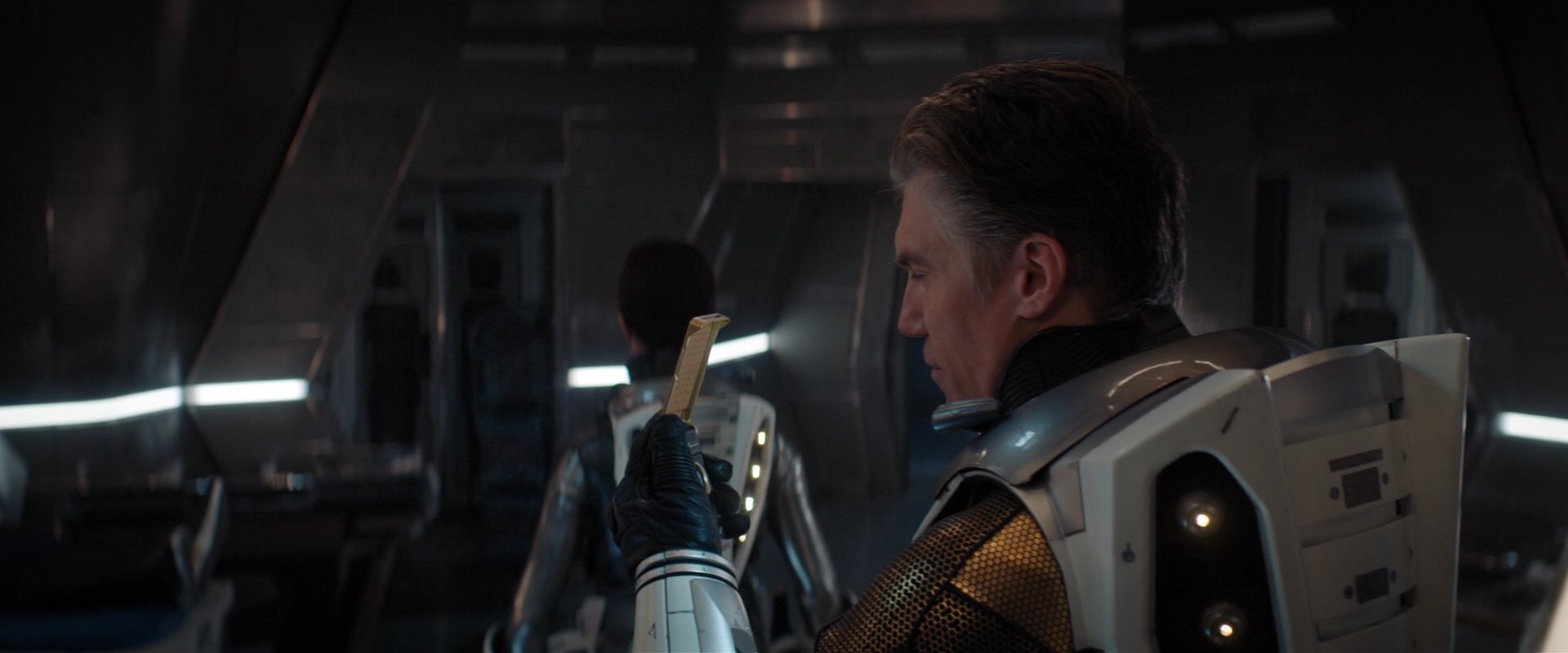 extant_StarTrekDiscovery_2x01-Brother_05452.jpg