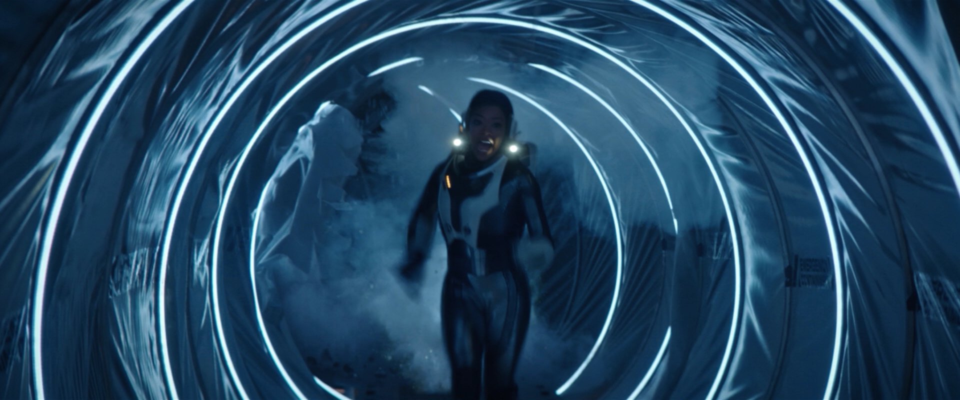 extant_StarTrekDiscovery_2x01-Brother_05516.jpg