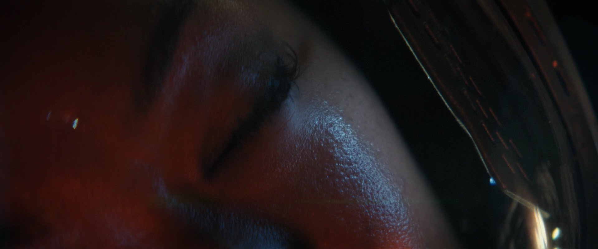 extant_StarTrekDiscovery_2x01-Brother_05606.jpg