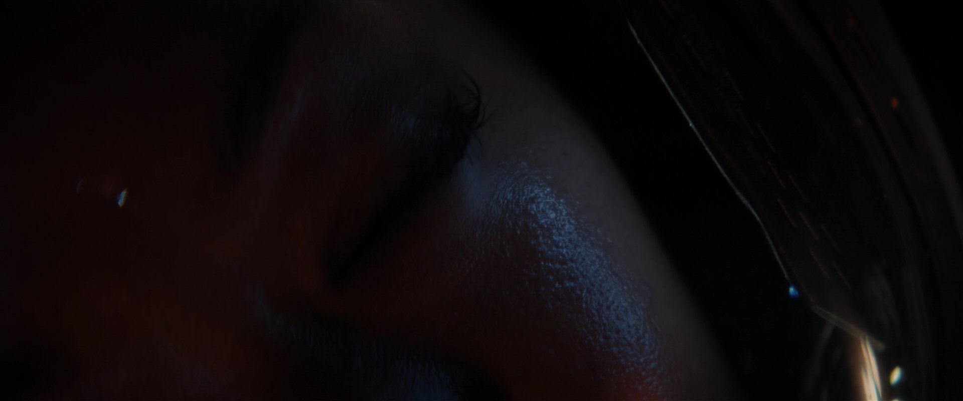 extant_StarTrekDiscovery_2x01-Brother_05607.jpg