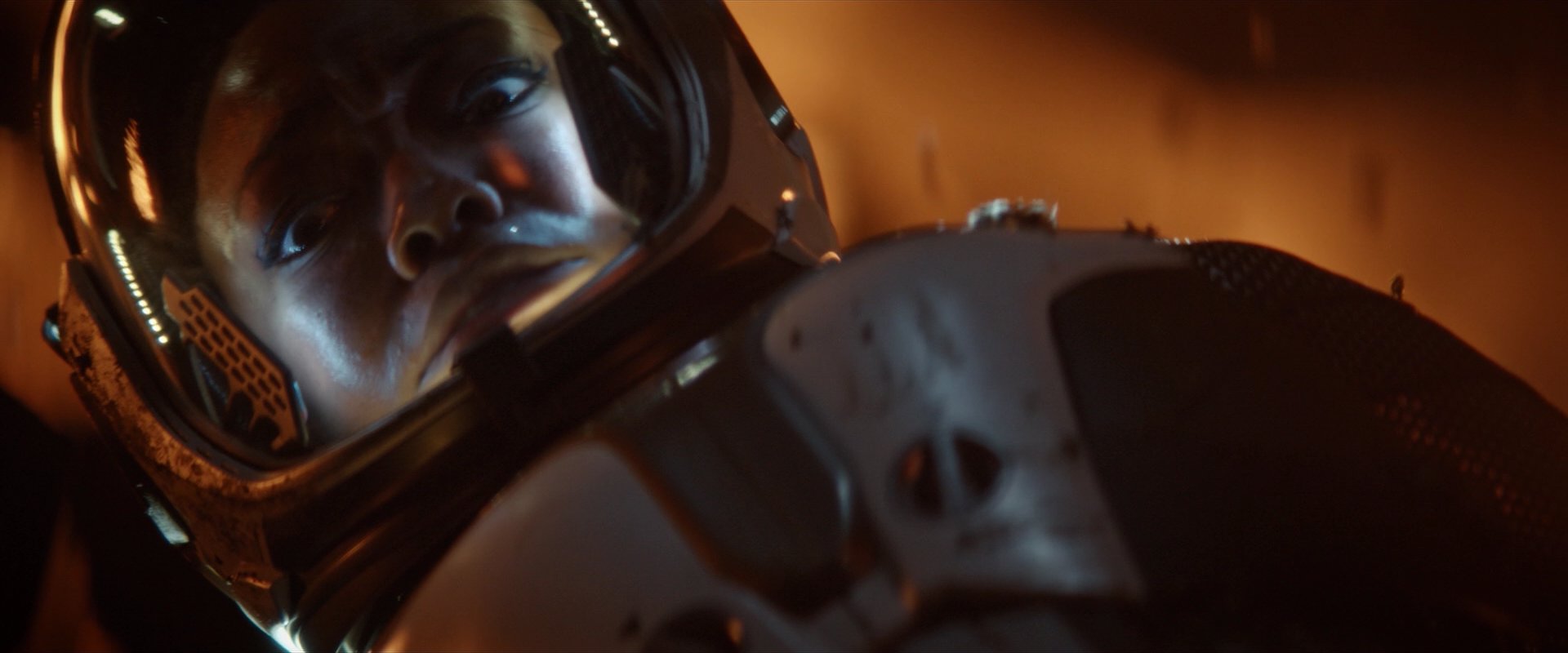 extant_StarTrekDiscovery_2x01-Brother_05639.jpg