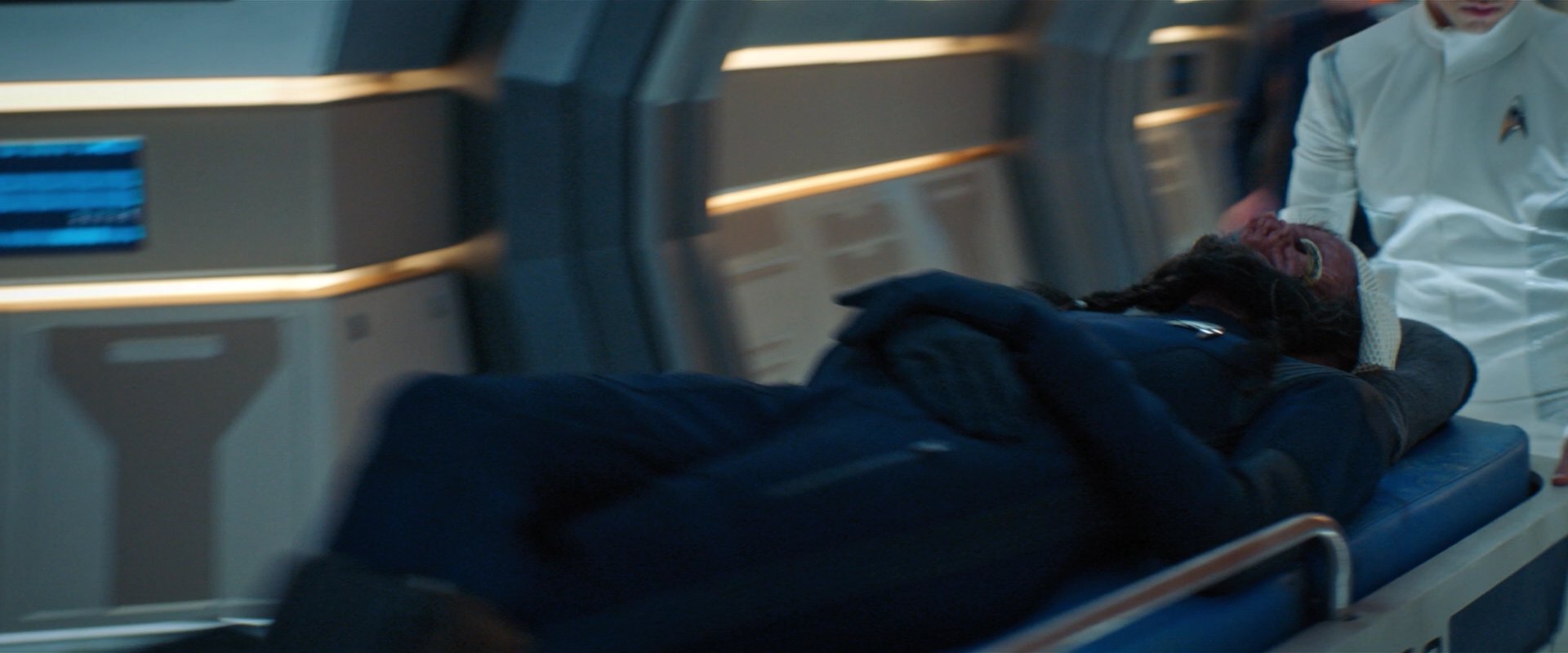 extant_StarTrekDiscovery_2x01-Brother_05780.jpg