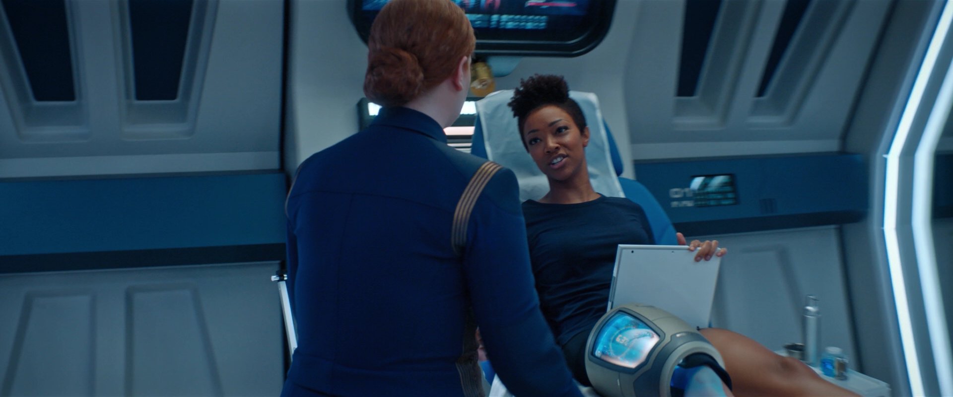 extant_StarTrekDiscovery_2x01-Brother_05803.jpg