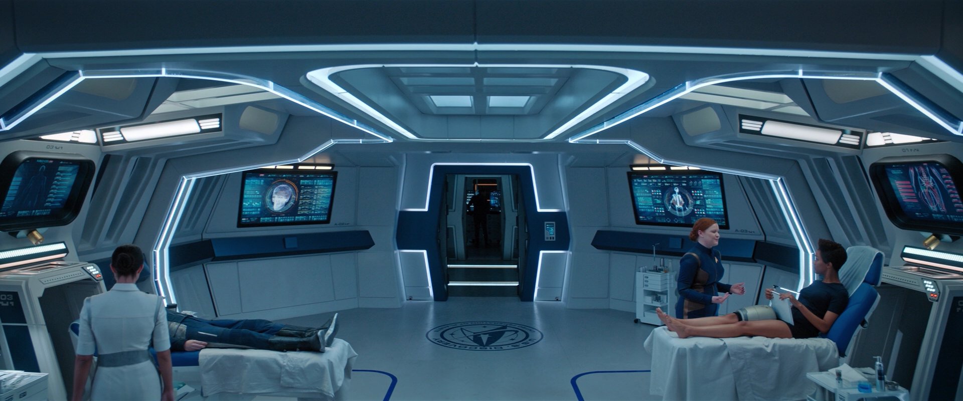 extant_StarTrekDiscovery_2x01-Brother_05851.jpg