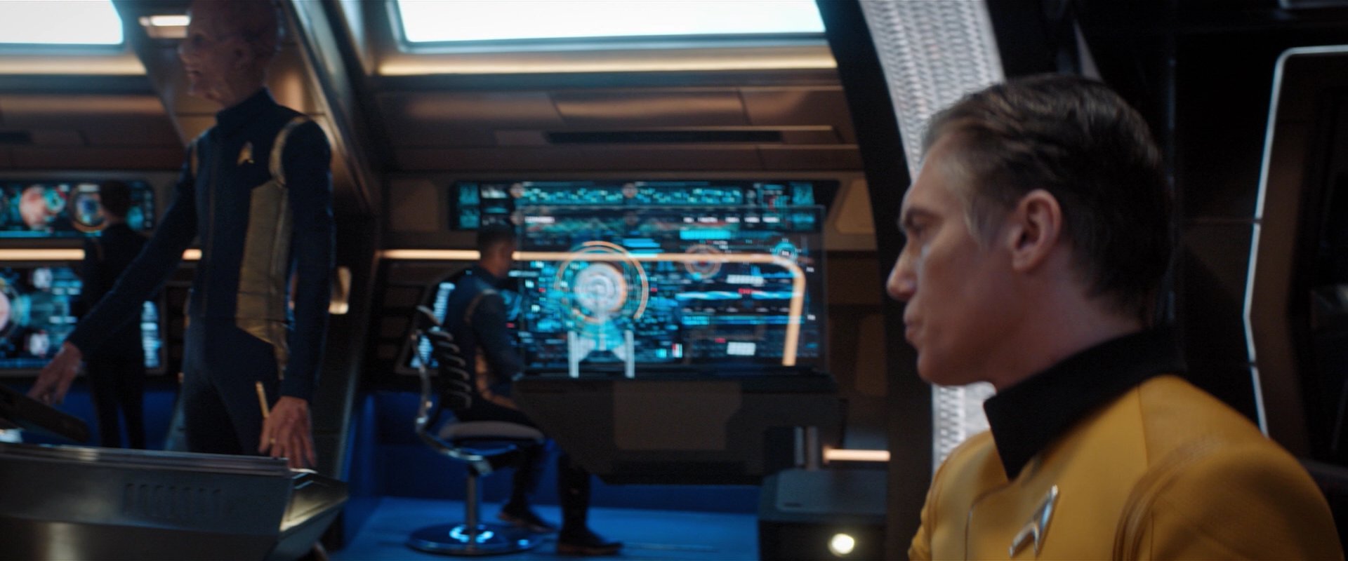 extant_StarTrekDiscovery_2x01-Brother_05997.jpg