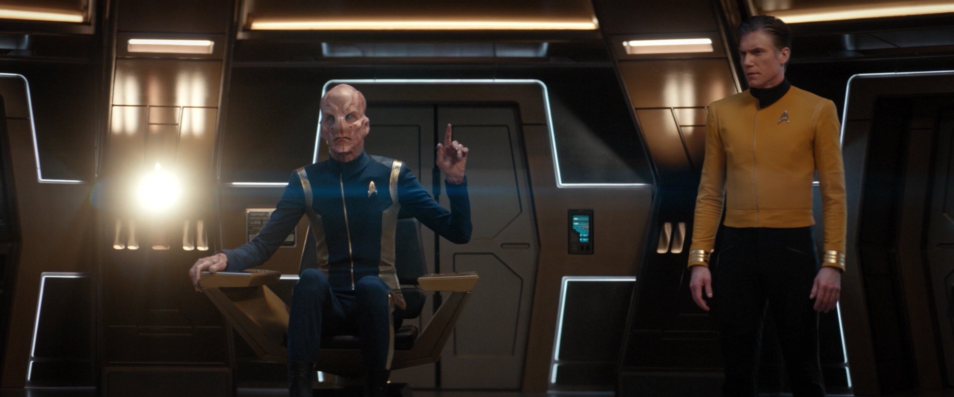 extant_StarTrekDiscovery_2x01-Brother_06082.jpg