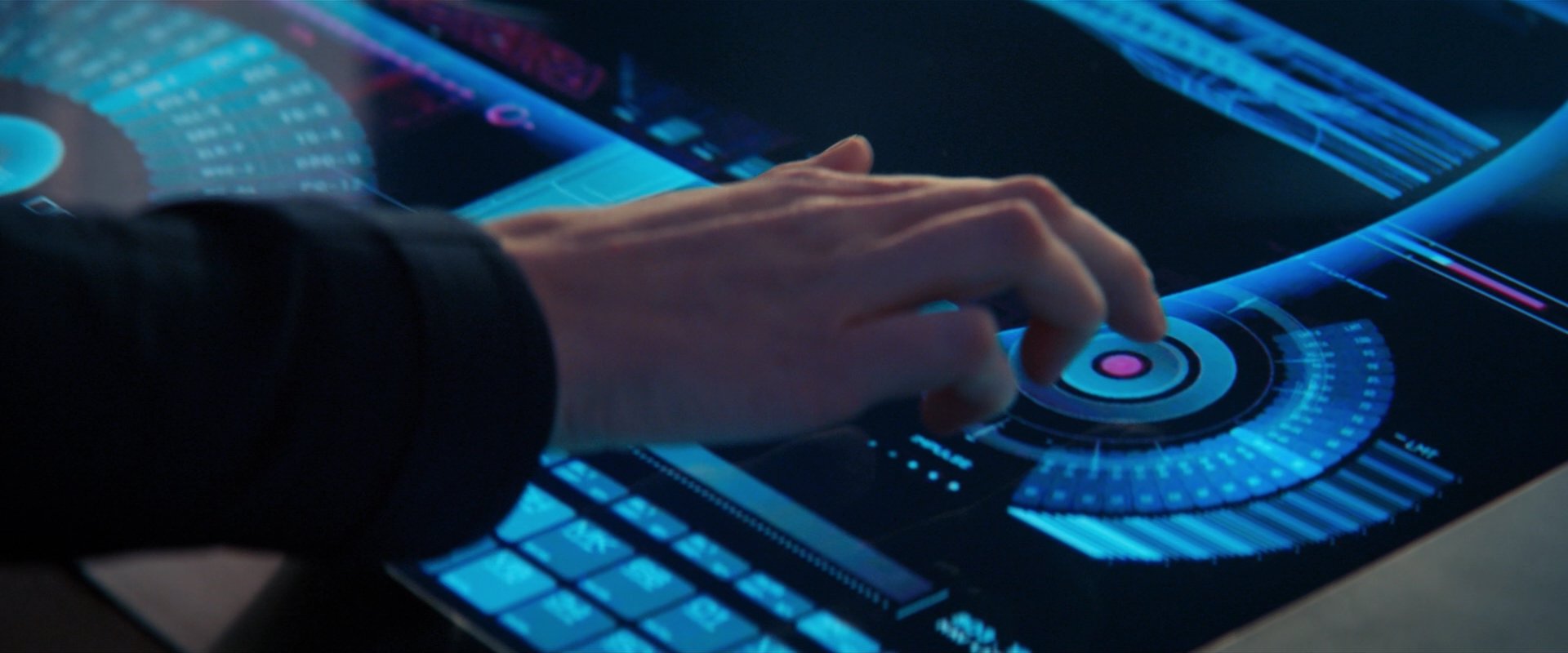 extant_StarTrekDiscovery_2x01-Brother_06087.jpg