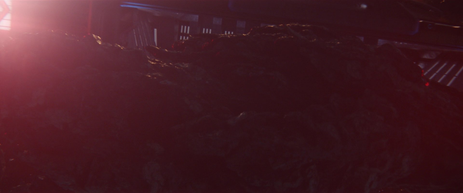 extant_StarTrekDiscovery_2x01-Brother_06103.jpg