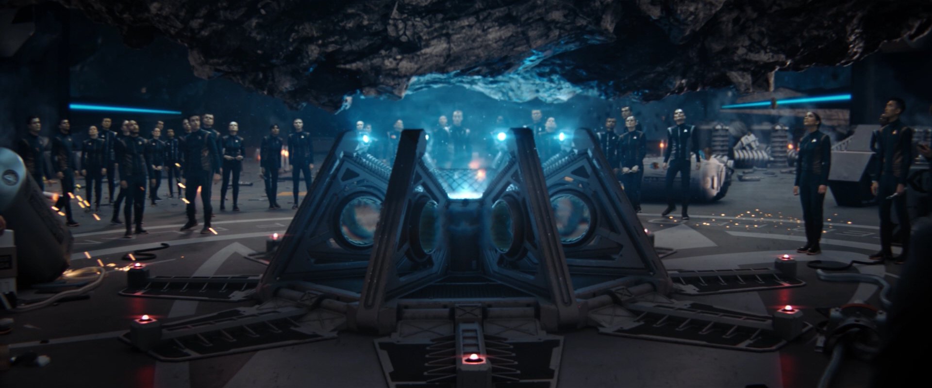 extant_StarTrekDiscovery_2x01-Brother_06123.jpg