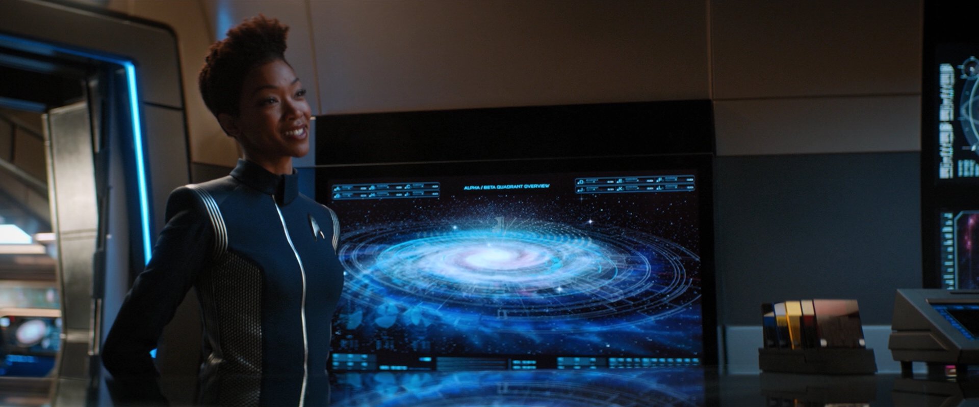 extant_StarTrekDiscovery_2x01-Brother_06200.jpg