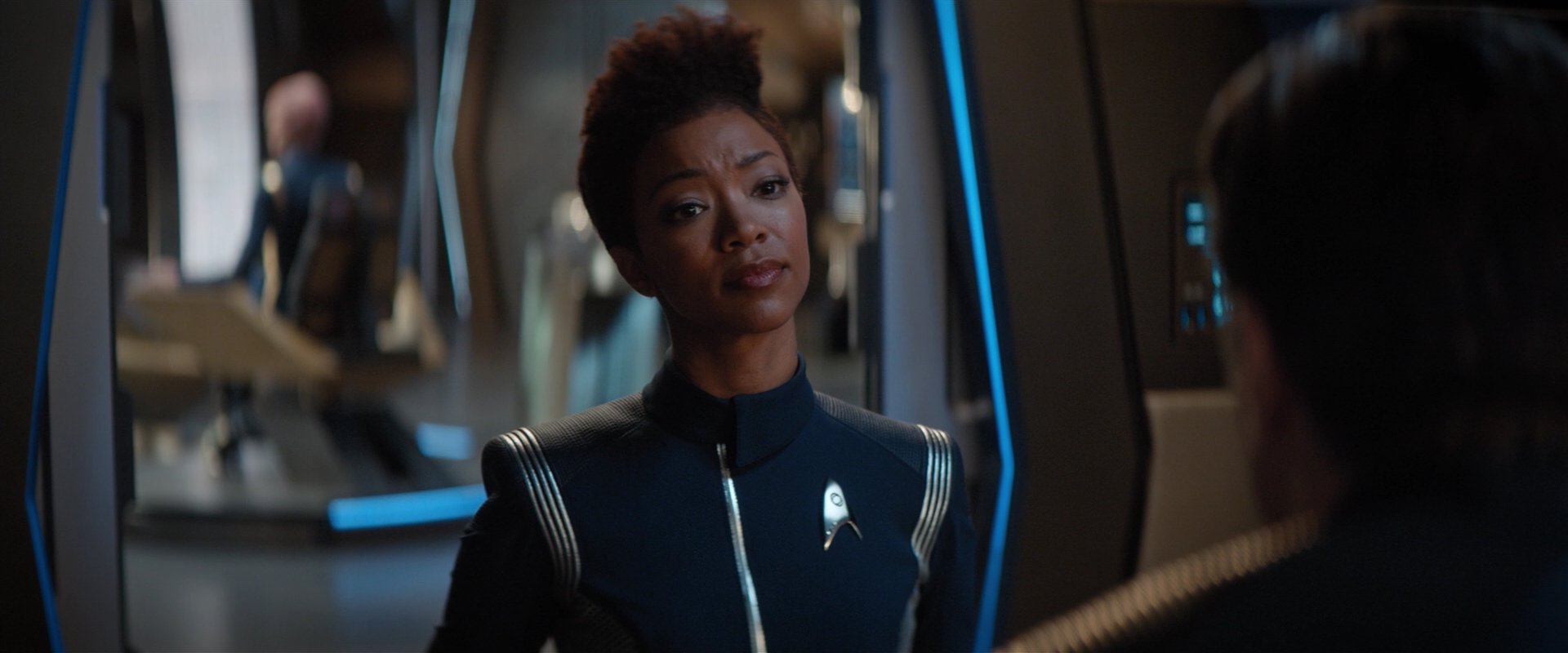 extant_StarTrekDiscovery_2x01-Brother_06246.jpg