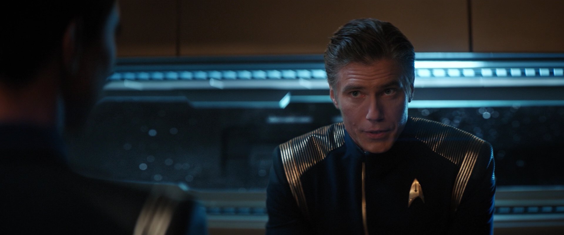 extant_StarTrekDiscovery_2x01-Brother_06251.jpg