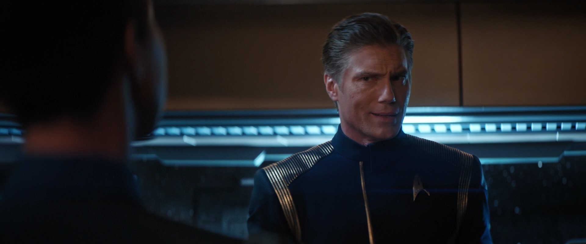 extant_StarTrekDiscovery_2x01-Brother_06293.jpg