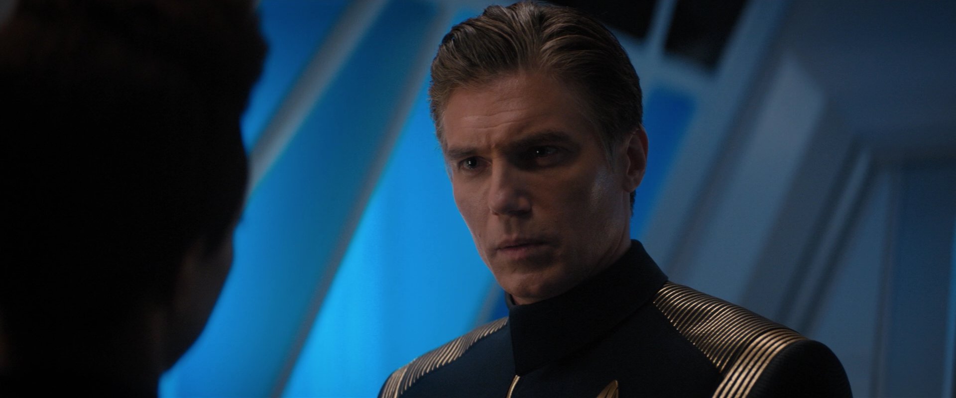 extant_StarTrekDiscovery_2x01-Brother_06360.jpg
