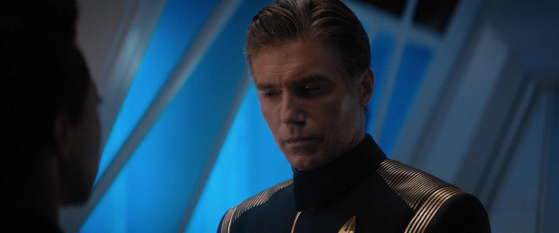 extant_StarTrekDiscovery_2x01-Brother_06380.jpg